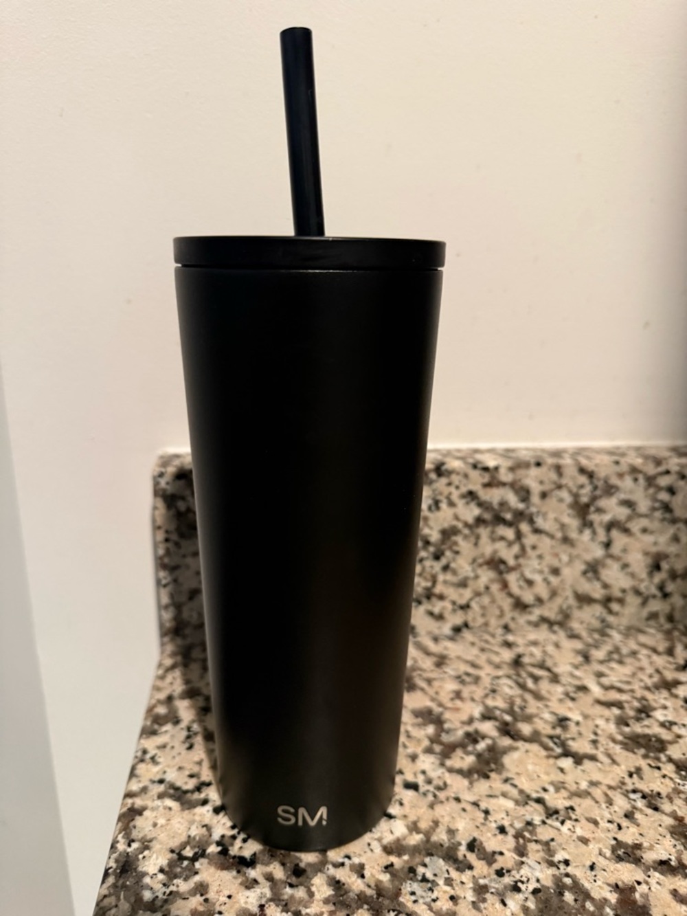 Simple Modern Matte Black Stainless Steel Tumbler with Straw 24oz